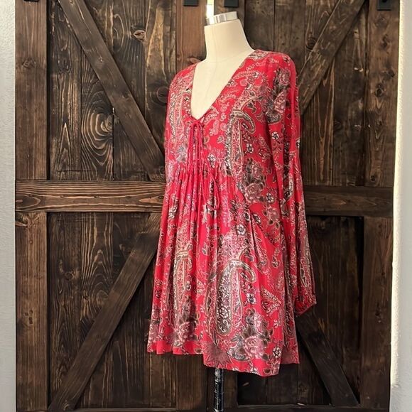 Free People Rain or Shine Printed Dress in Poppy Combo w/pockets - Picture 6 of 11